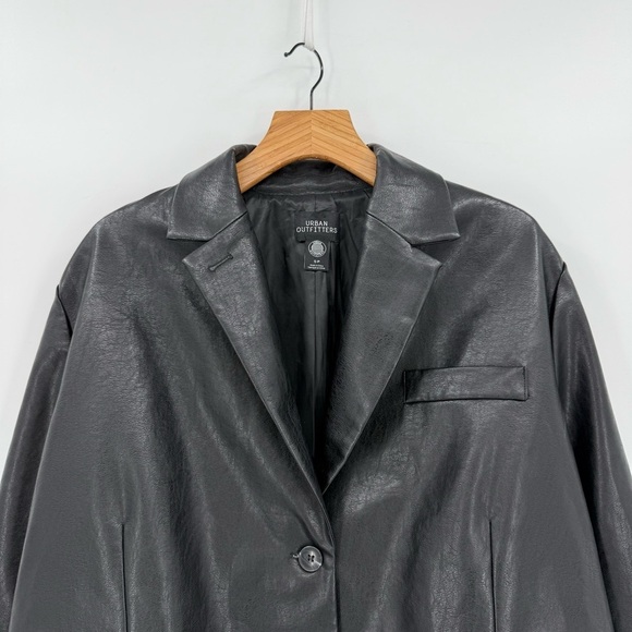 Urban Outfitters Jules Fuax Leather Oversized Blazer Jacket in Black Size S - Picture 4 of 11
